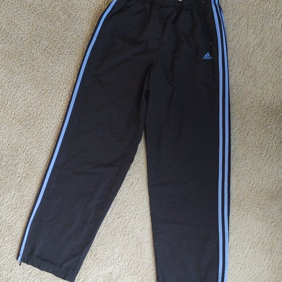 Adidas wind pants - Picture 2 of 7